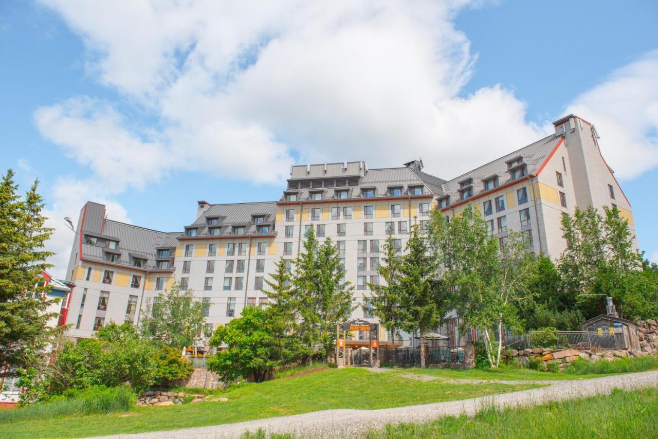 Fairmont Tremblant Hotel Exterior photo