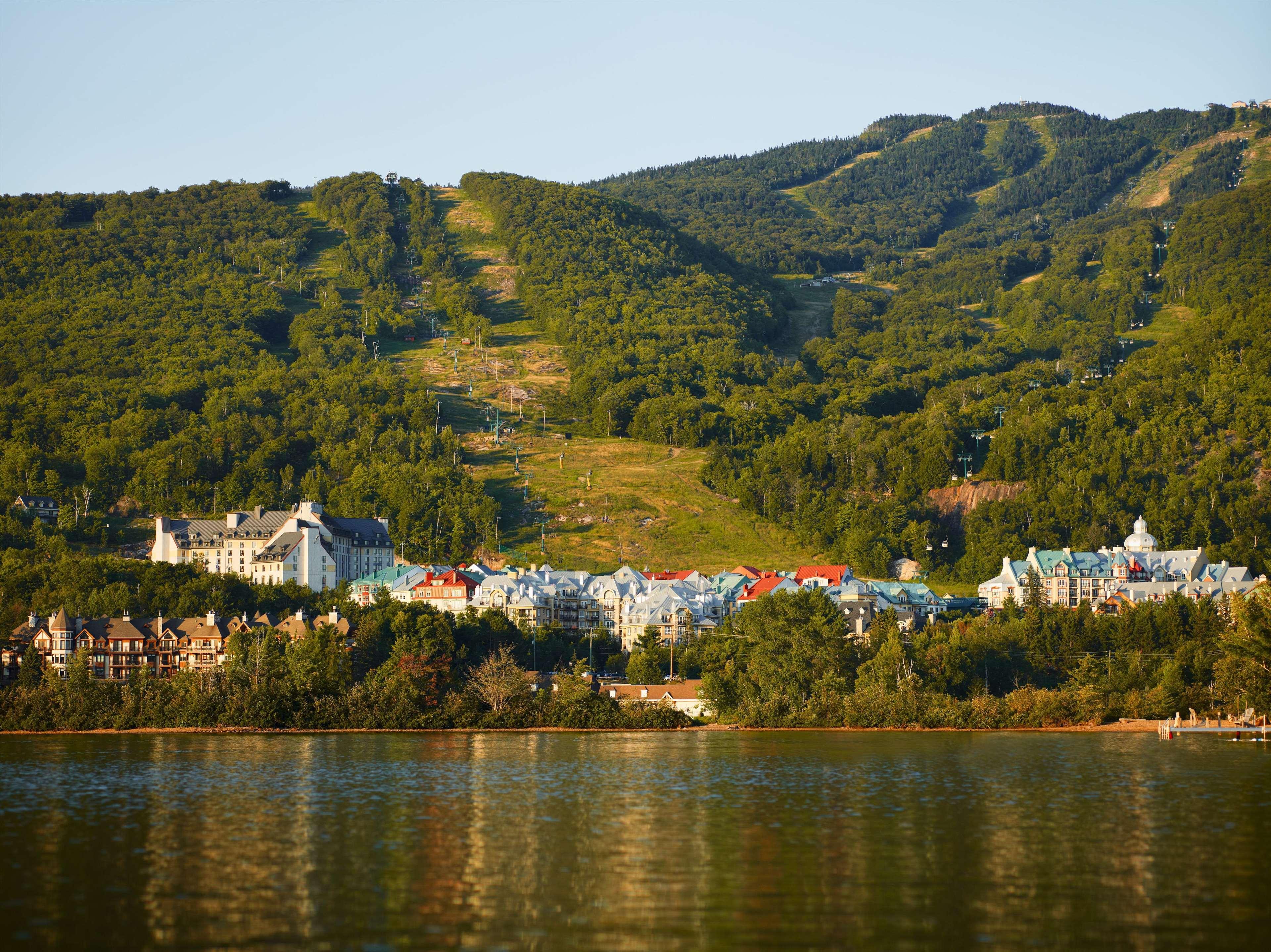 Fairmont Tremblant Hotel Exterior photo