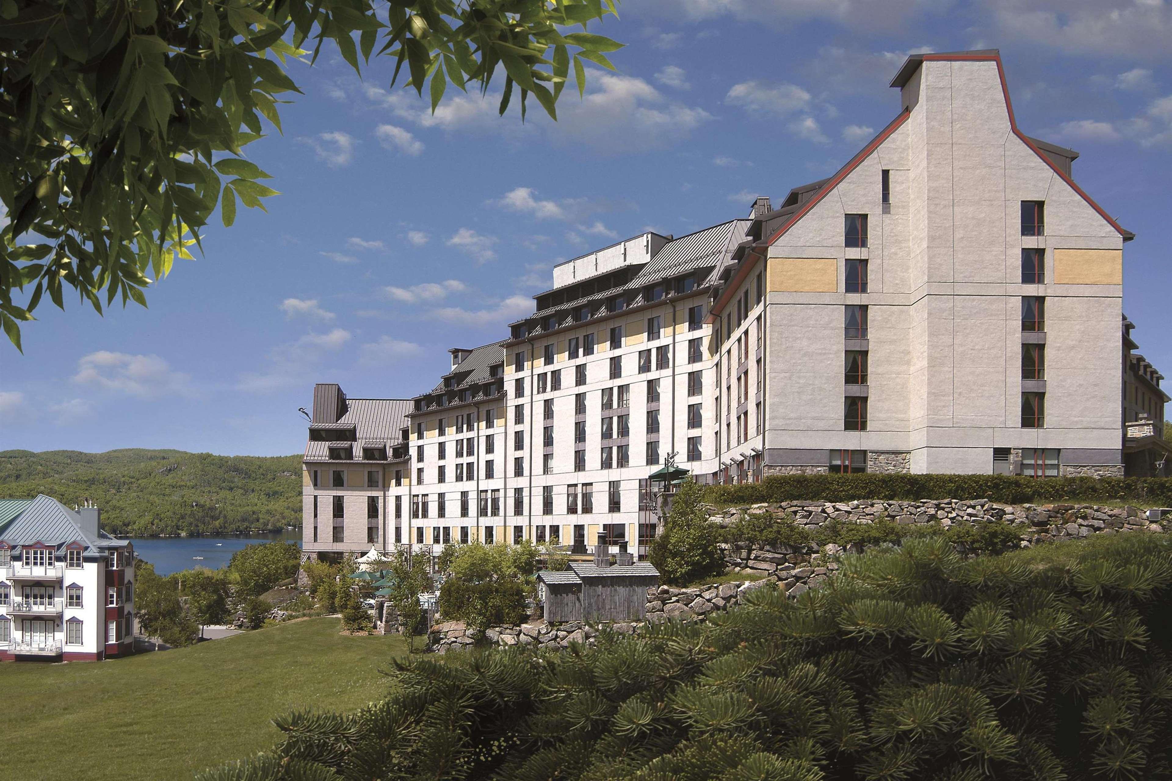 Fairmont Tremblant Hotel Exterior photo